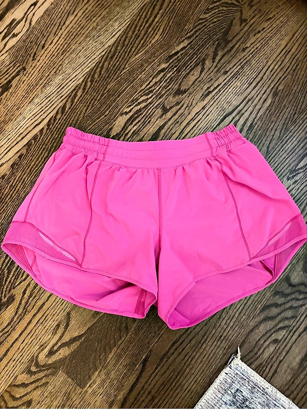 lululemon Hotty Hot Shorts 4" inseam